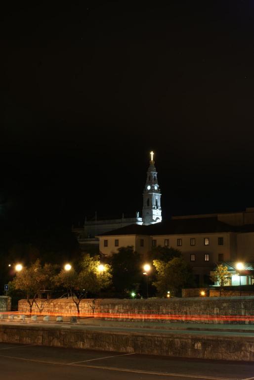 Hotel Santa Noite Fátima Habitación foto